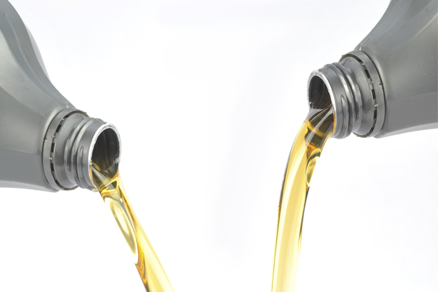 进口润滑油品牌MOTORGOLD|机油使用寿命受哪些因素影响