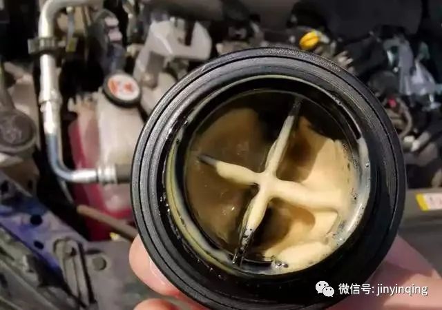 进口品牌机油代理加盟|什么原因导致机油乳化?