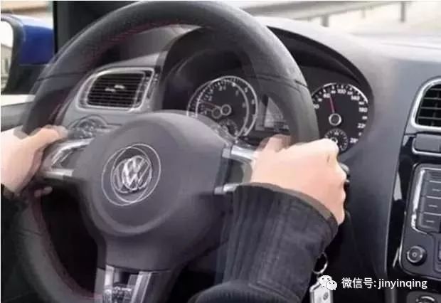 进口品牌机油代理|方向盘不仅可以操控方向，也能识别汽车故障
