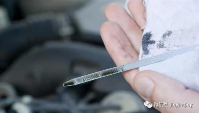 进口润滑油代理加盟|机油变黑是机油的清洁功能在起作用
